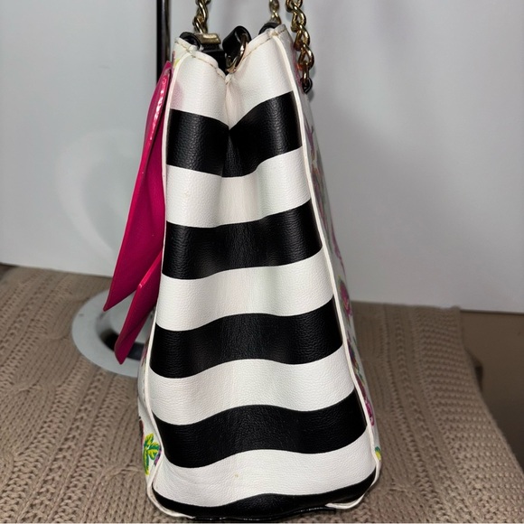 Betsey Johnson Bundle Pink Jumbo Bow & Floral Design Satchel/Shoulder Bag - Picture 5 of 16